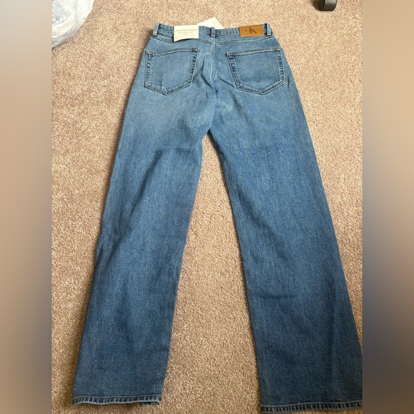 Calvin Klein Jeans Denim - Calvin Klein women’s signature 90’s straight size 29r